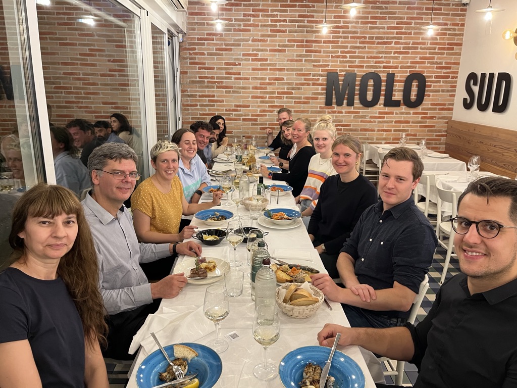 0744E7E7-7A02-4D14-9244-9BFDFA8C2355_1_105_c